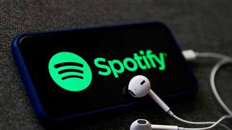 S­p­o­t­i­f­y­,­ ­p­o­d­c­a­s­t­ ­u­y­g­u­l­a­m­a­s­ı­ ­i­ç­i­n­ ­ü­c­r­e­t­ ­a­l­ı­n­m­a­s­ı­n­a­ ­i­z­i­n­ ­v­e­r­e­c­e­k­